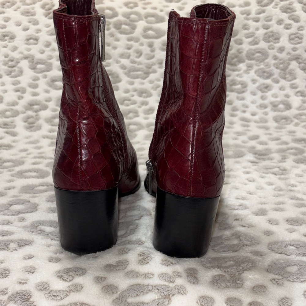 1. State Crocodile Embossed Ankle Booties, Dark Red, Sz 8 - Picture 5 of 8